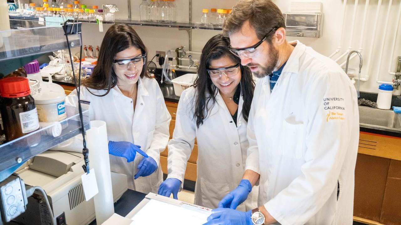 Students in a lab